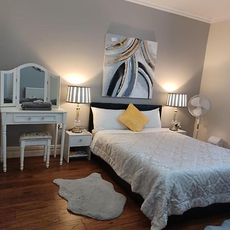 Gabriel Guesthouse Rhyl Dış mekan fotoğraf