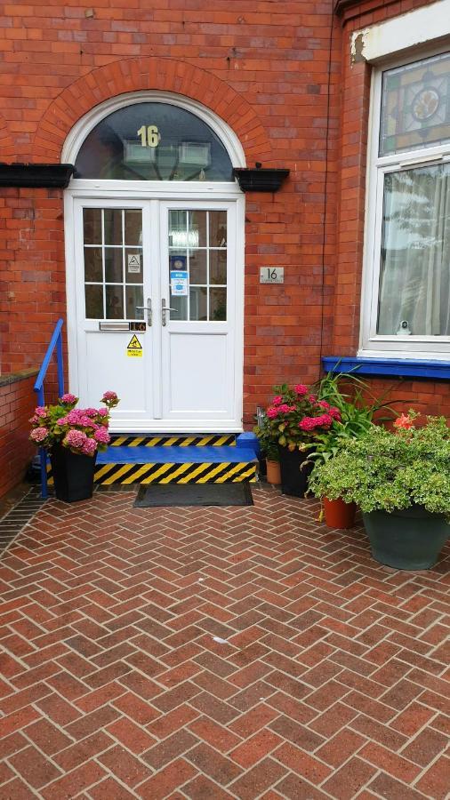 Gabriel Guesthouse Rhyl Dış mekan fotoğraf