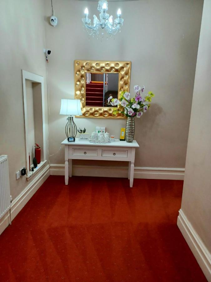 Gabriel Guesthouse Rhyl Dış mekan fotoğraf