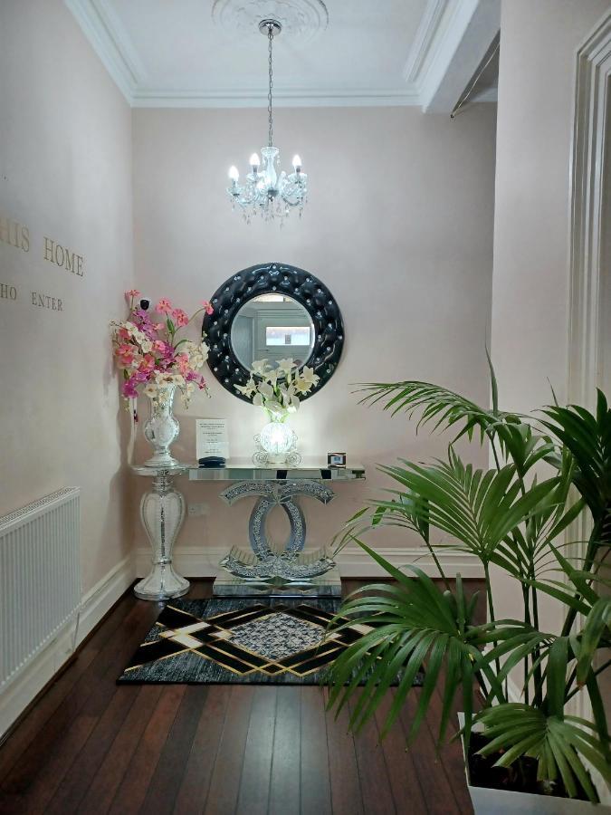 Gabriel Guesthouse Rhyl Dış mekan fotoğraf