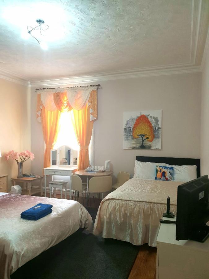 Gabriel Guesthouse Rhyl Dış mekan fotoğraf