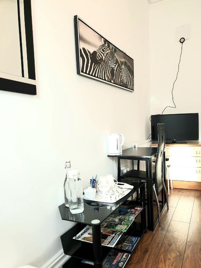 Gabriel Guesthouse Rhyl Dış mekan fotoğraf
